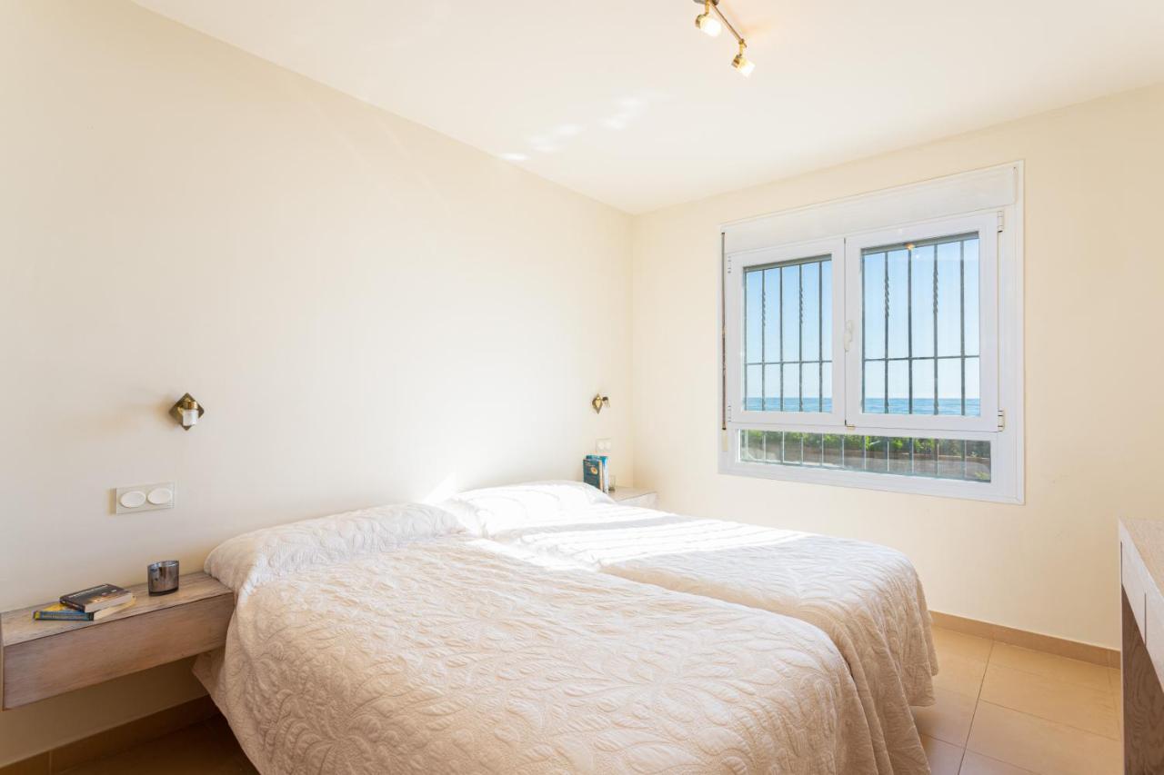 Villa con encanto en primera línea de Mar Marbella Exterior foto
