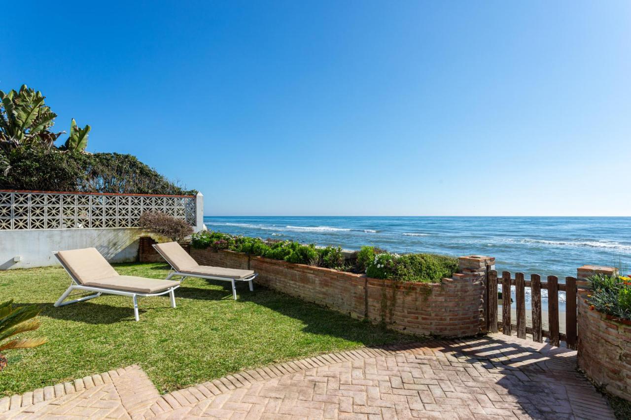 Villa con encanto en primera línea de Mar Marbella Exterior foto
