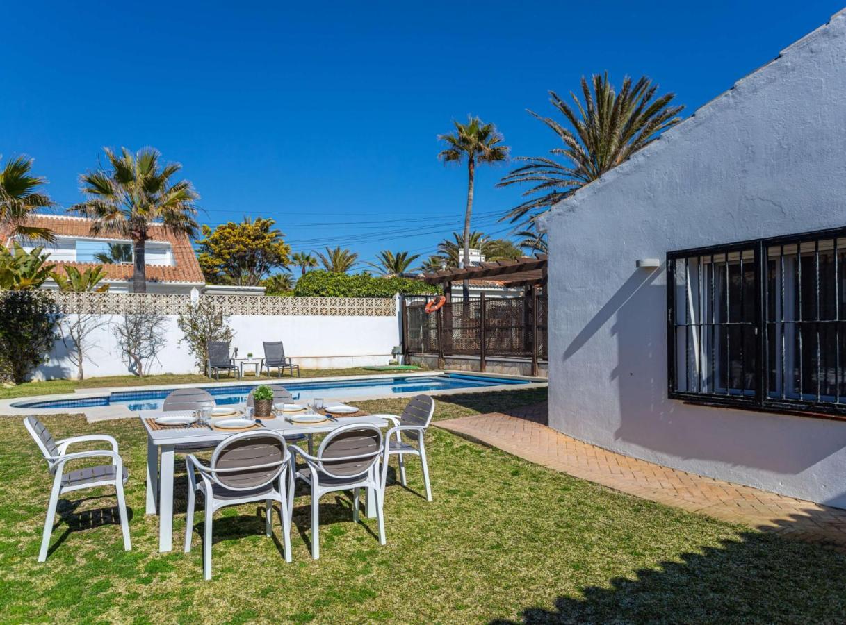 Villa con encanto en primera línea de Mar Marbella Exterior foto
