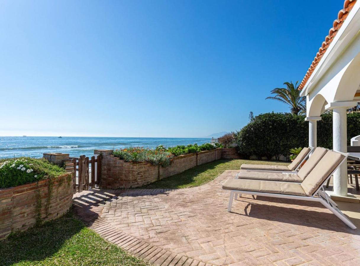 Villa con encanto en primera línea de Mar Marbella Exterior foto